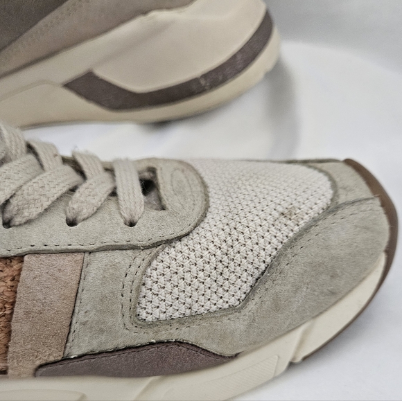 Women's size 8 Gola shoes - Picture 7 of 16